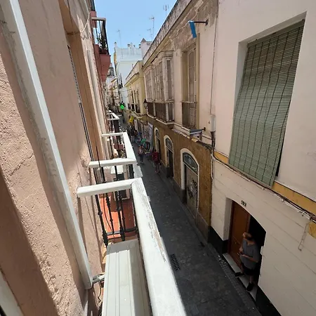 Precious And Original Center Appartement